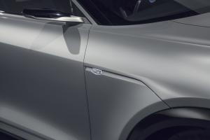 Cadillac Lyriq Show Car 2020 года 